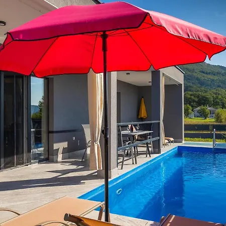 Beautiful Rhapsody With Pool In Villa Buzet